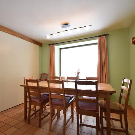 Rustic Vacation Home, Baneux *