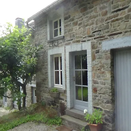 Rustic Vacation Home, Baneux *